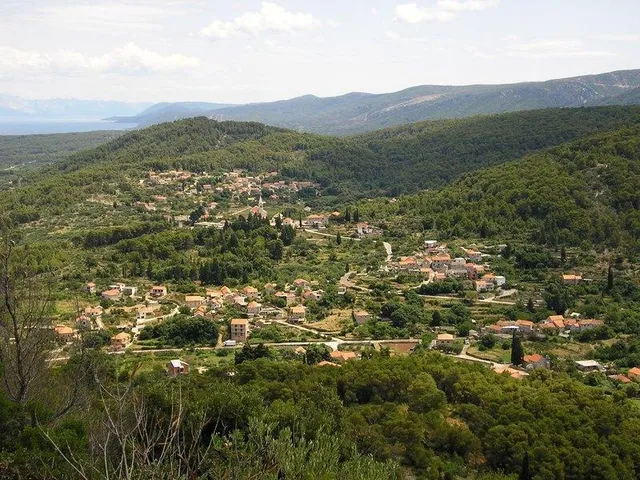 Familienweingut auf der Insel Hvar, der sonnigsten kroatischen Insel, zu verkaufen