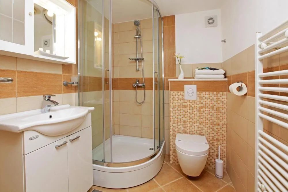 Hotel mit 7 Zimmern in Korcula, Kroatien, zu verkaufen - 7