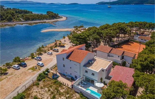 Hotel with 11 rooms in Sibenik, Croatia, for sale