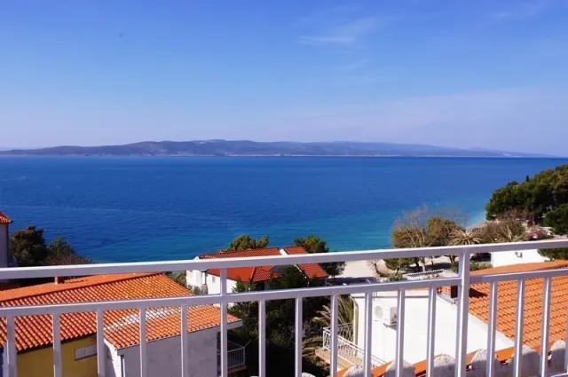 Hotel with 6 rooms in Baska Voda, Croatia, for sale
