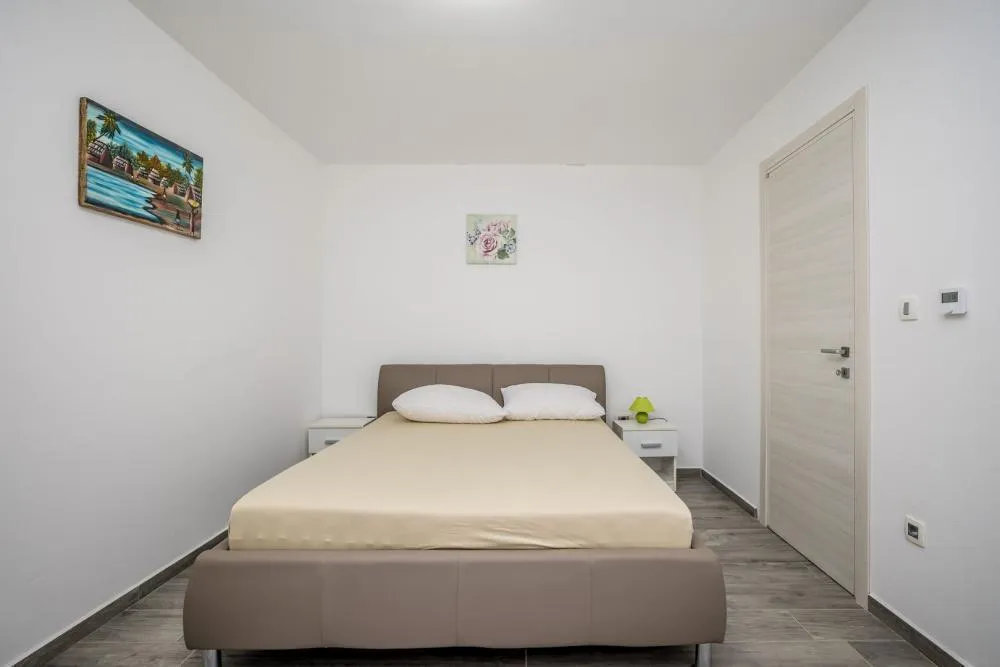 Hotel mit 7 Zimmern in Čižići, Dobrinj, Kroatien, zu verkaufen - 13