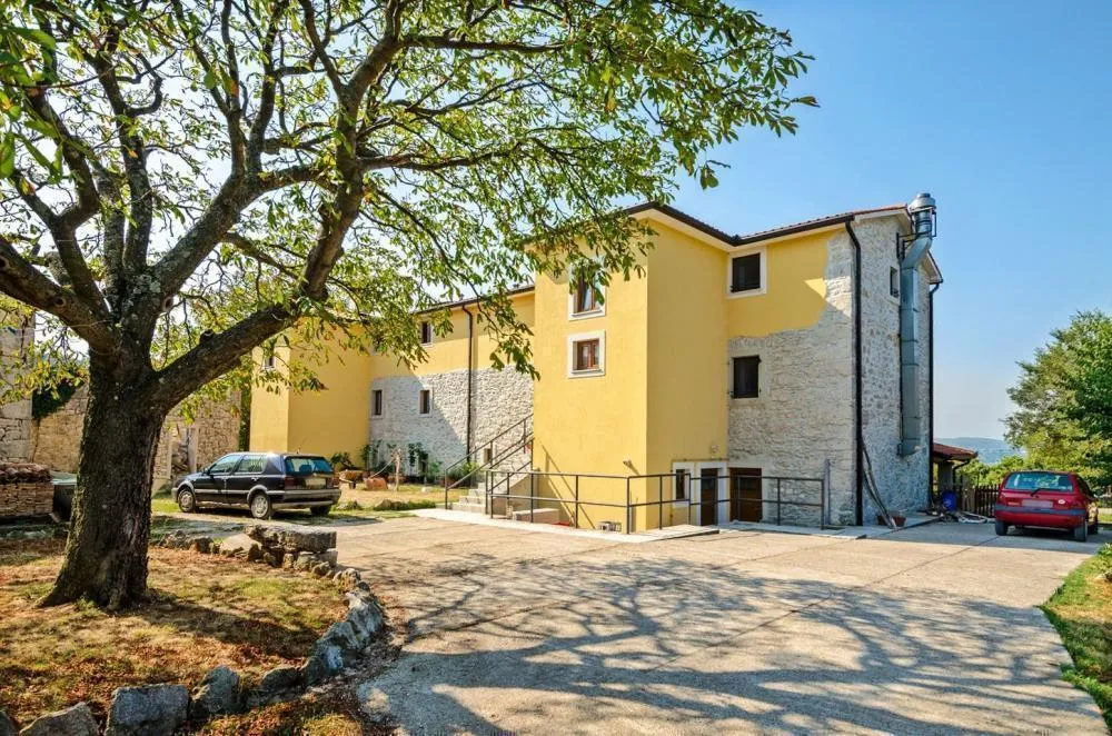 Hotel mit 10 Zimmern in Rabac, Kroatien, zu verkaufen - 4