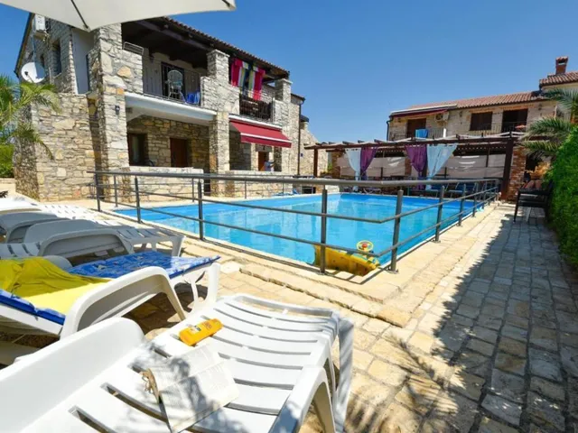 Hotel mit 10 Zimmern in Vir, Kroatien, zu verkaufen