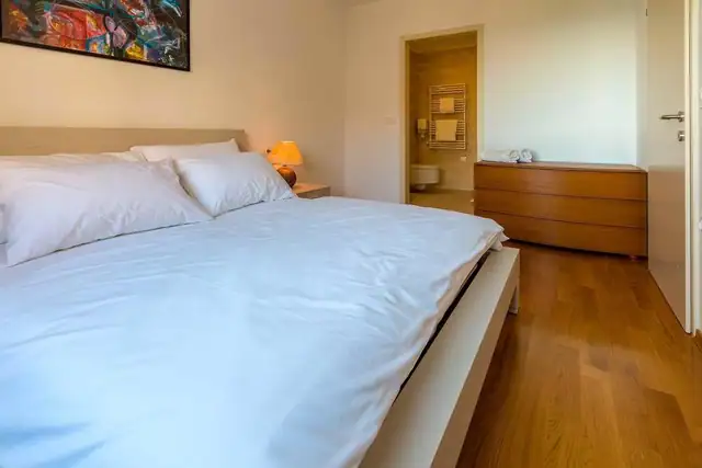 Sale of senior residence just 70 m from the sea on Crikvenica riviera