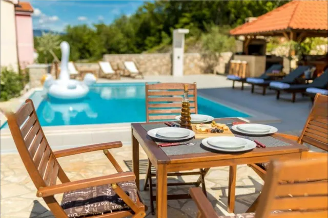 Hotel with 12 rooms in Klimno, Croatia, for sale - 7