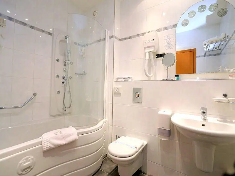 Wunderschönes 4-Sterne-Hotel am Wasser mit 60 Zimmern - ermäßigt! Foto 12 Wunderschönes 4-Sterne-Hotel am Wasser mit 60 Zimmern - ermäßigt! Foto 12