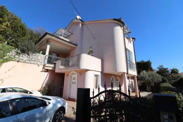 Hotel with 9 rooms in Ičići, Croatia, for sale