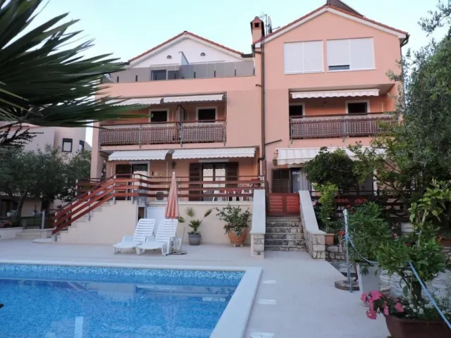 Hotel with 20 rooms in Peroj, Vodnjan, Croatia, for sale