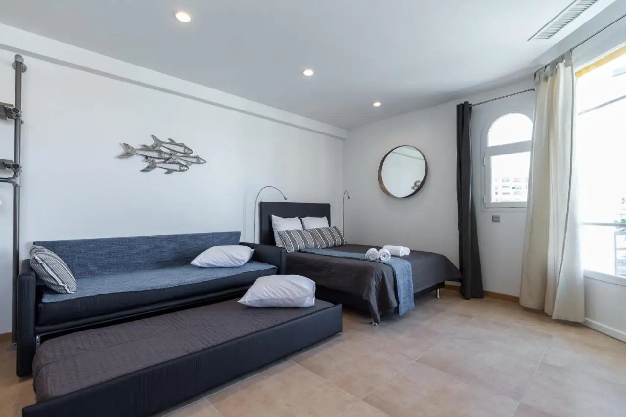 Mehrfamilienhaus mit hoher Rendite zu verkaufen, Cros-de-Cagnes, Foto 13 Mehrfamilienhaus mit hoher Rendite zu verkaufen, Cros-de-Cagnes, Foto 13