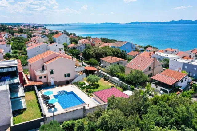Hotel with 10 rooms in Kozino, Croatia, for sale