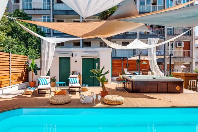 Hotel with 6 rooms in Split, Croatia, for sale