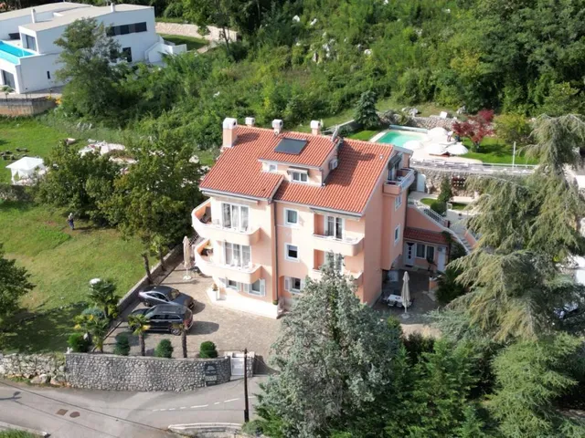 Отель площадью 700 м² в Ловране, Хорватия, на продажу - 13