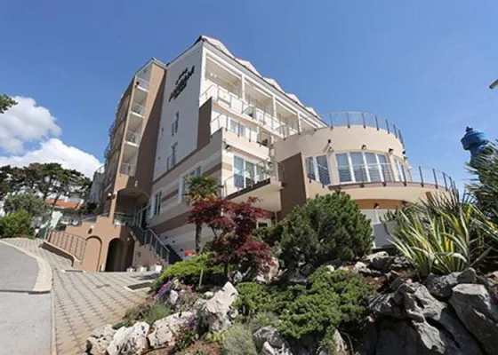 Magnificent waterfront 4**** hotel of 60 rooms - discounted! - pic.15 Magnificent waterfront 4**** hotel of 60 rooms - discounted! - pic.15