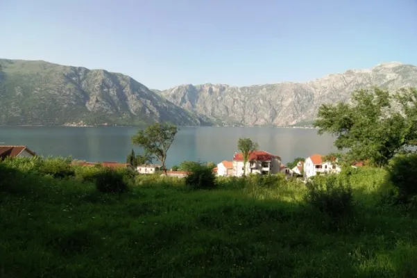 Spacious urbanized land plot in Stoliv meant for lux residence of 43 apartments - pic.6 Spacious urbanized land plot in Stoliv meant for lux residence of 43 apartments - pic.6