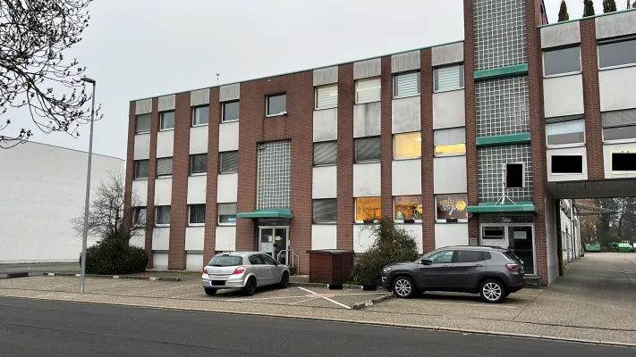 Sale of Office/Warehouse near Dusseldorf with 11,8% yield - pic.1 Sale of Office/Warehouse near Dusseldorf with 11,8% yield - pic.1