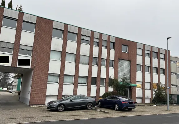 Sale of Office/Warehouse near Dusseldorf with 11,8% yield - pic.2 Sale of Office/Warehouse near Dusseldorf with 11,8% yield - pic.2