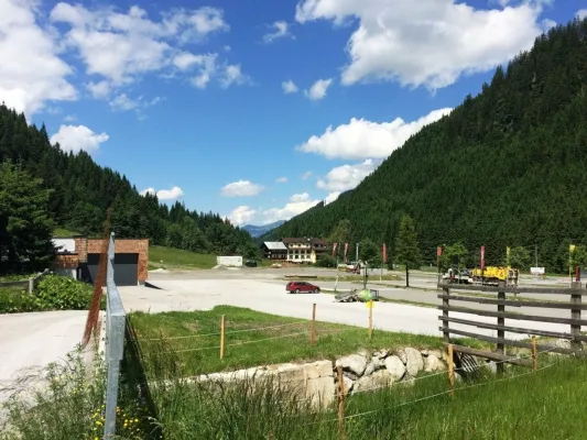 Cozy 4 * mountain hotel for sale - family business - pic.2 Cozy 4 * mountain hotel for sale - family business - pic.2