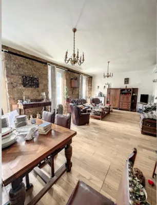 Apartmenthaus im Zentrum von Nizza zu verkauven - Foto 1