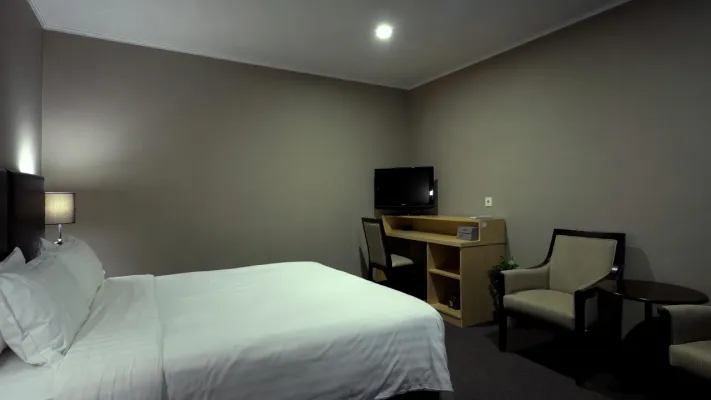 4****-звездочный отель в Северном Рейне-Вестфалии на набережной Рейна - фото 3