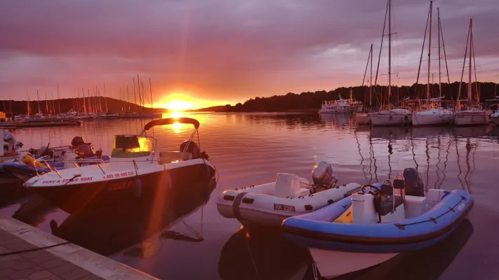 Premier Mediterranean Nautical Hub: 200-Berth Luxury Marina in Zadar Region &amp; Service Overview - pic.3