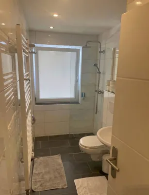 For Sale Completely Renovated Hotel With A Restaurant/Catering Unit With 14% Return, Essen - pic.5