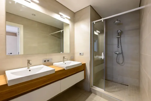 4**** отель на продажу в здании с классическим интерьером, Батуми - фото 3