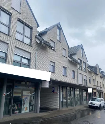 Prime Investment Property in Cologne: Multi-Family &amp; Commercial Real Estate Ensemble with Development Potential - pic.13